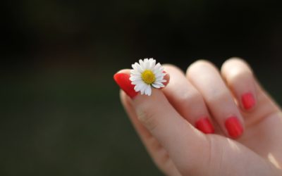 Esmaltado semipermanente para uñas: todo lo que tienes que saber